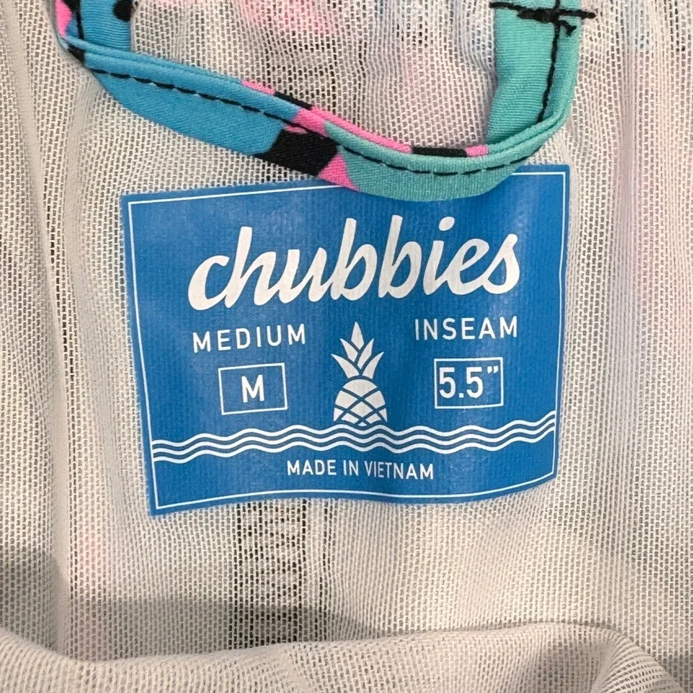 Chubbies The Juices 5.5 Classic Swim Trunks Mens Medium Black Floral 109222-013